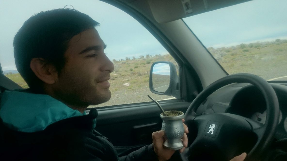 On boit du maté même en conduisant