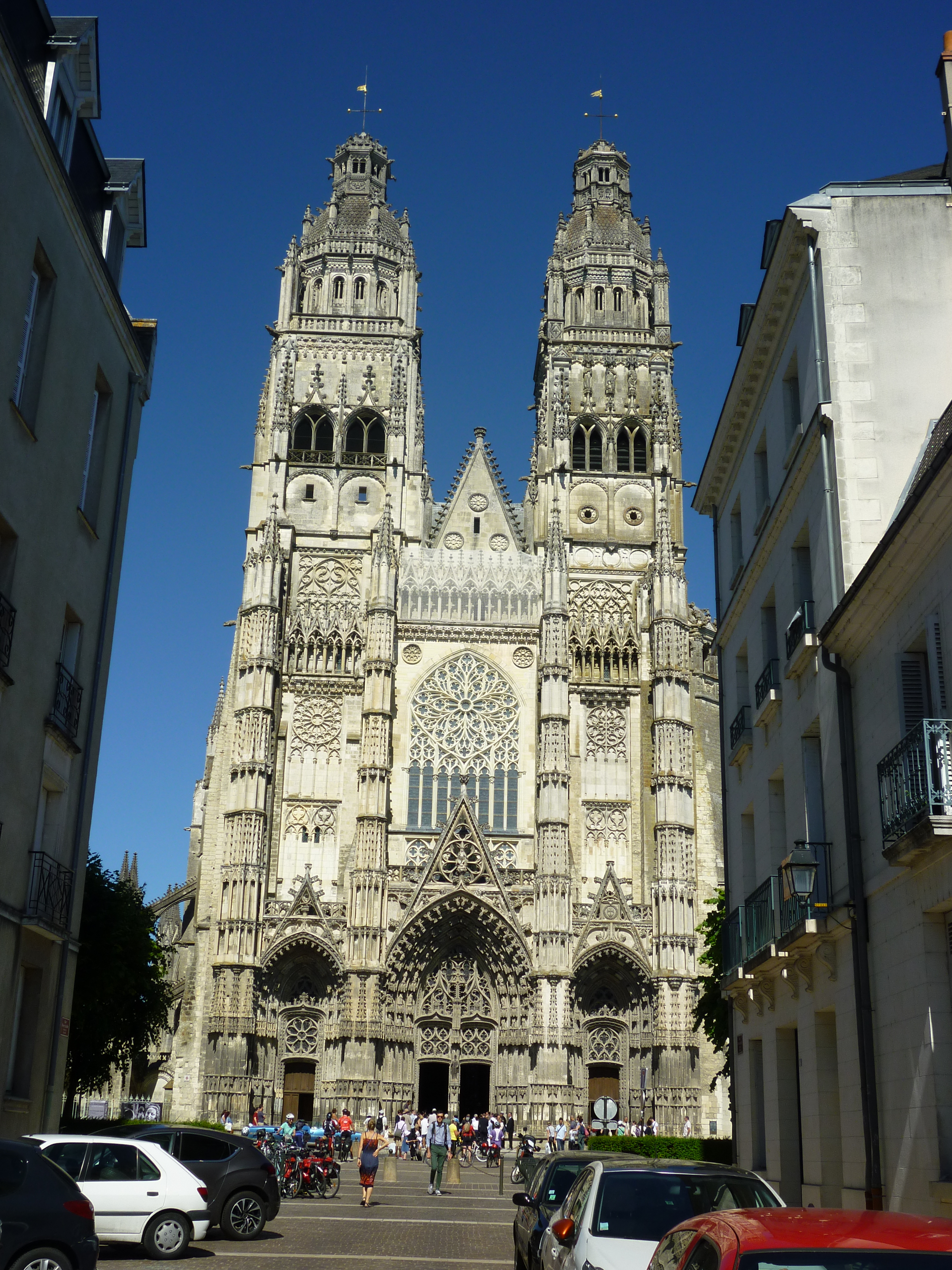 voyager solo premiere fois